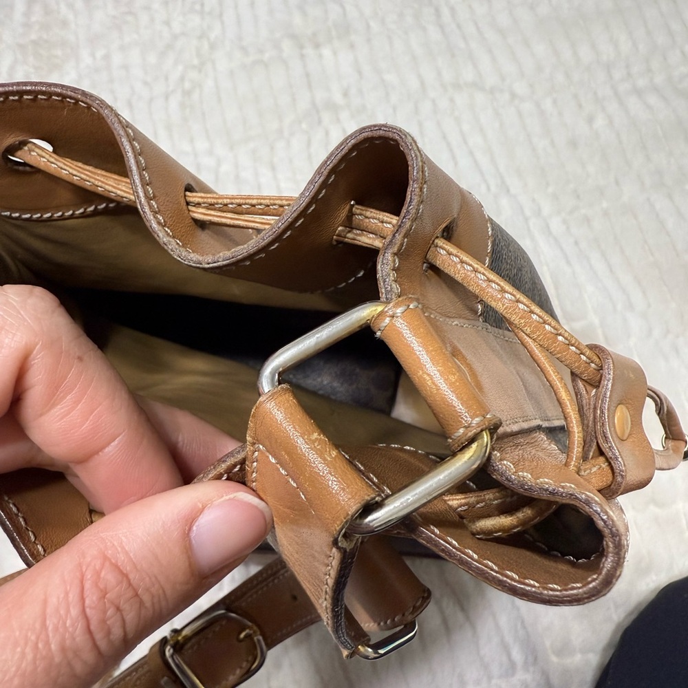 Celine vintage Brown Leather Bucket Bag - Picture 8 of 13